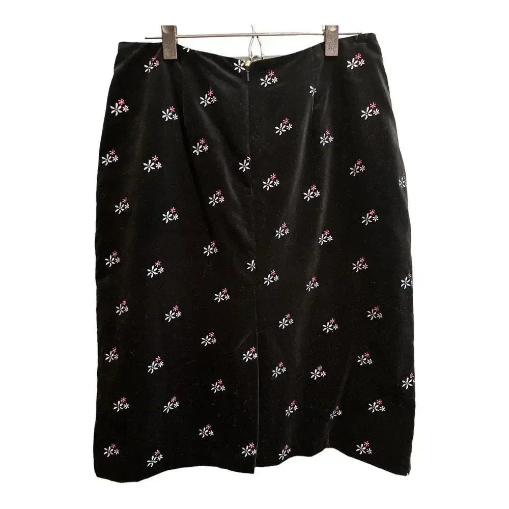 Hanna Andersson Velvet Skirt w/Embroidered Flowers - Picture 2 of 5